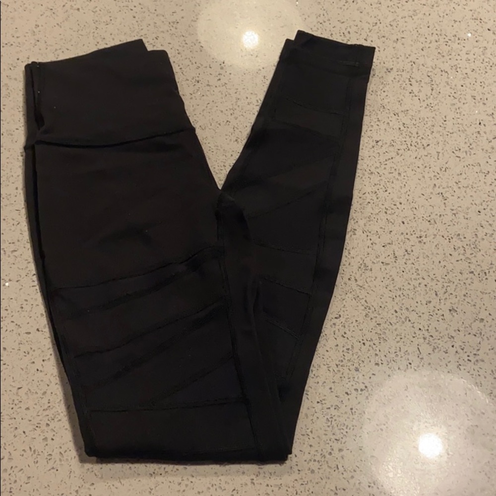 NEVER WORE! Lulu lemon leggings with sheer stripes